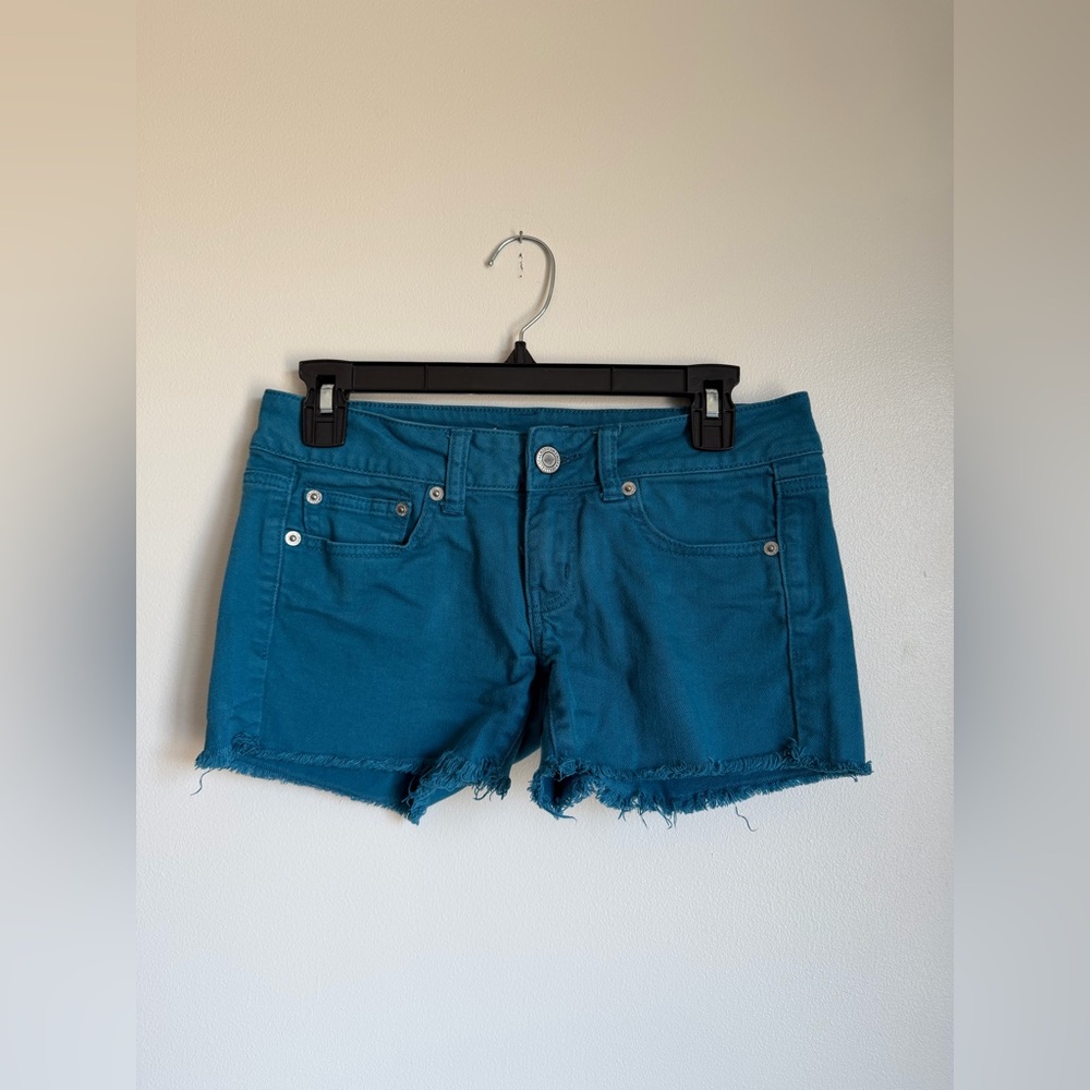American Eagle Turquoise Stretch
Denim Cutoff Shorts Size 2